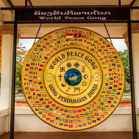 Hotel Sea Ambon Eksteriør billede